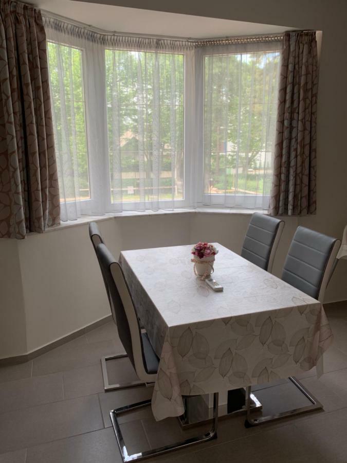 Katica Apartmanok Siófok Esterno foto