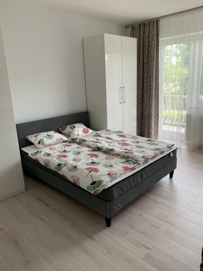 Katica Apartmanok Siófok Esterno foto